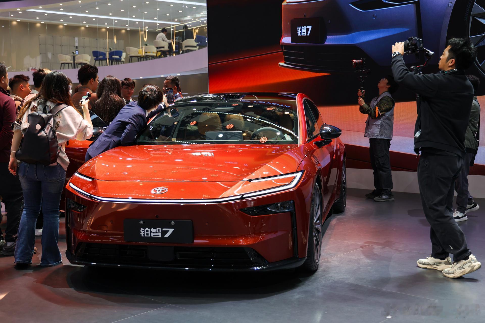 20万级纯电卷王来了！铂智7正式开启预订12月31日前下订，2026年购置税兜