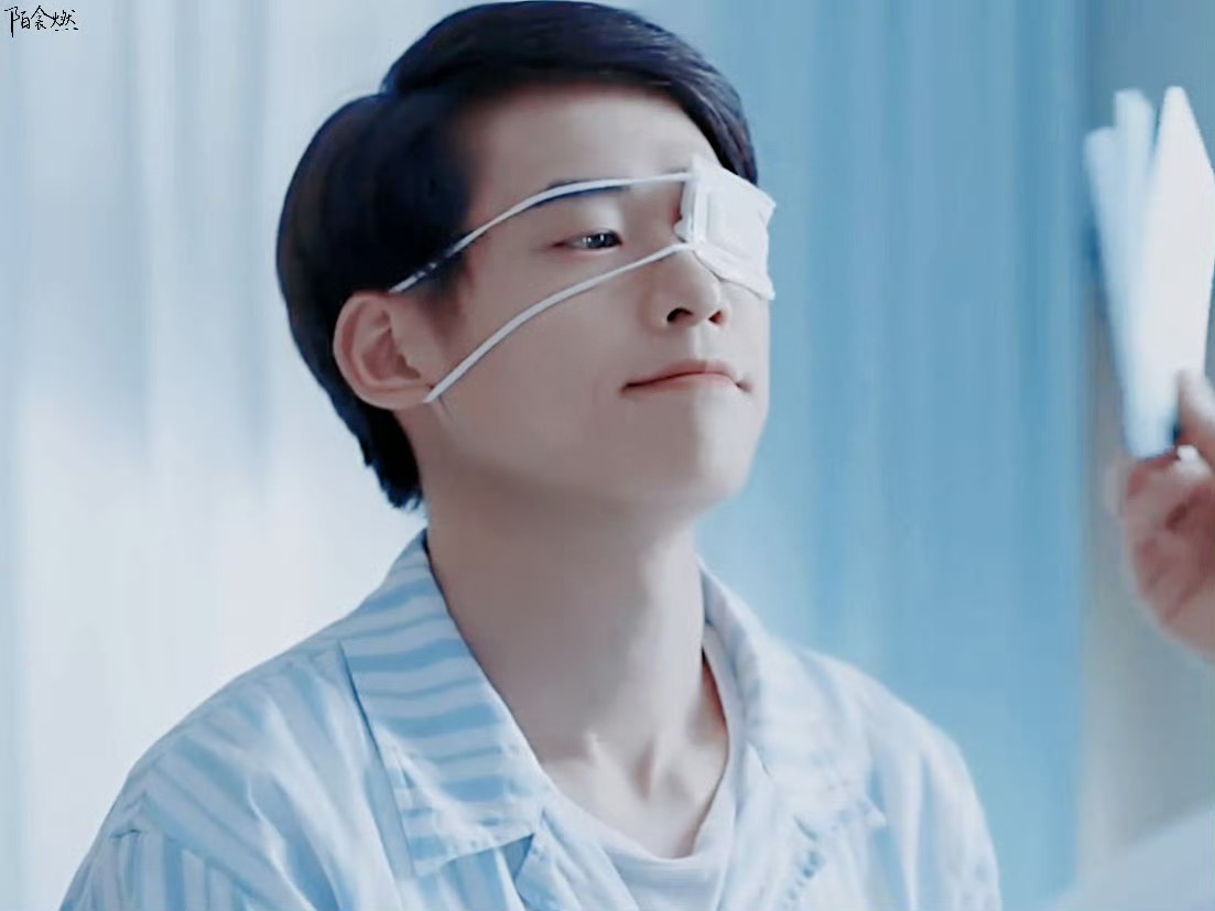 完全是小狗