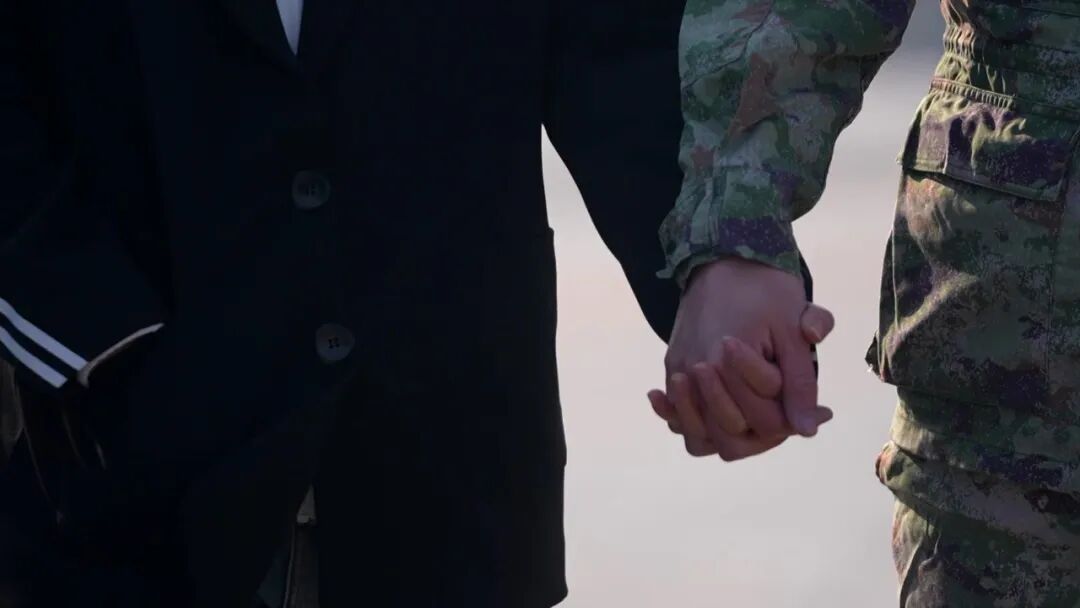 23岁厨师冒充歼-16飞行员海王诈骗百名女性落网