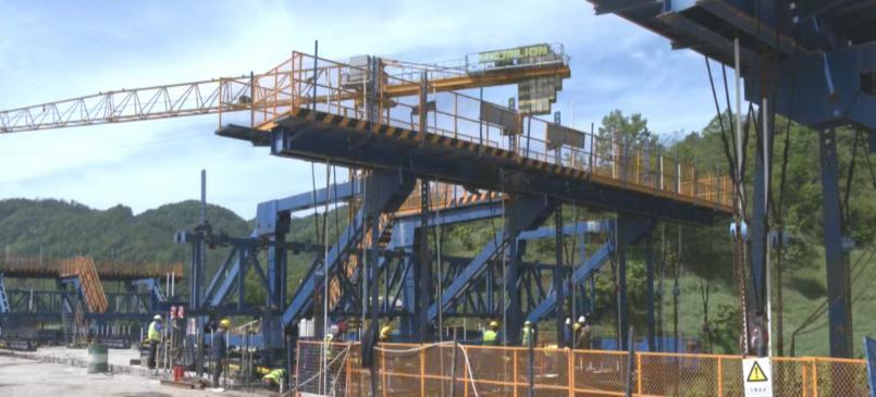 截至2026年4月，西达渝高铁建设已进入全面冲刺阶段，各项工程同步推进，为202