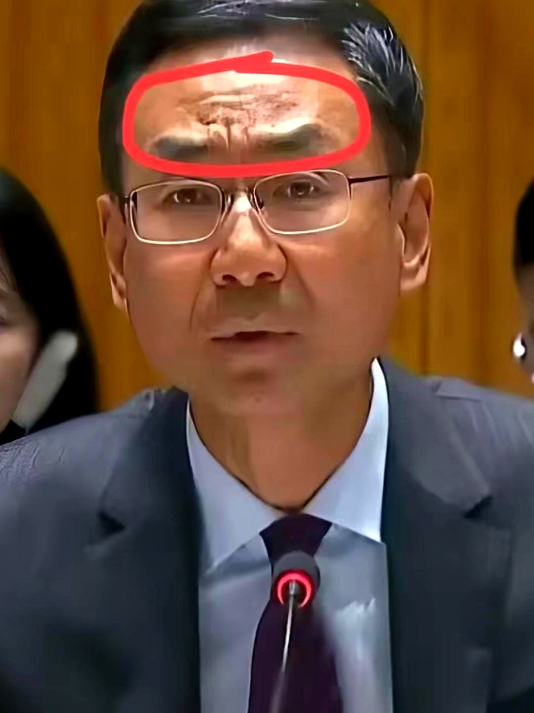这事儿现在闹得沸沸扬扬。一个视频，火遍全网。主角“豪哥哥”估计没想到，自己玩得h