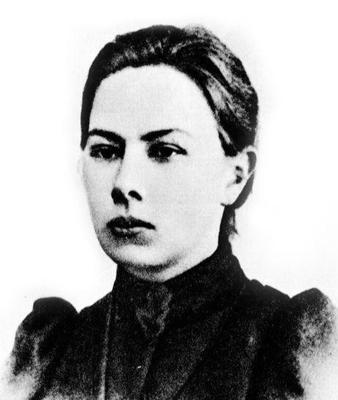 列宁逝世后，斯大林对他貌美的妻子，下了一个残忍的命令。1924年列宁去世，作为他