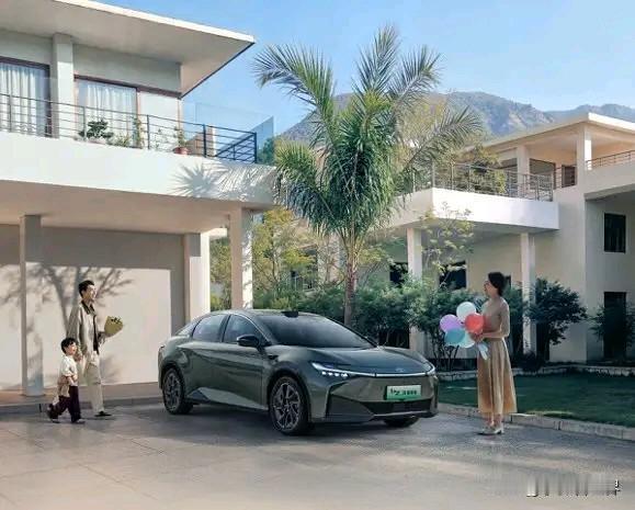 一觉醒来，车市炸锅了！当所有人都以为国产汽车已经甩合资车一条街时，万万想不到一汽