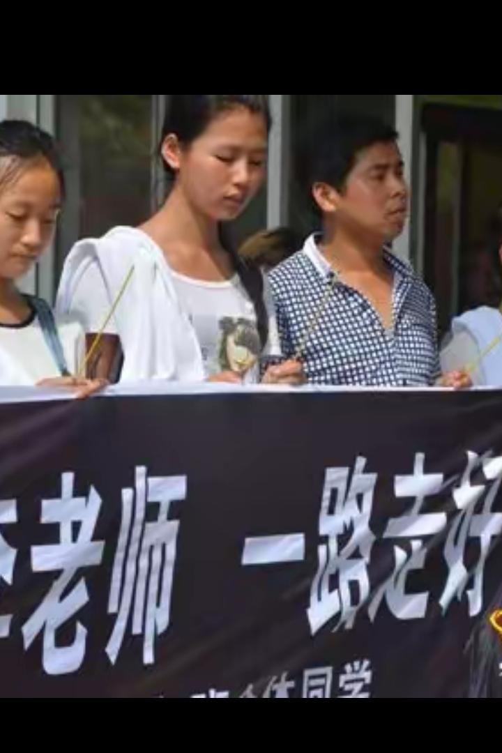 教师的寿命是不是达到我国人均寿命还没准确数据，但教师确实不可延长退休年龄。说说