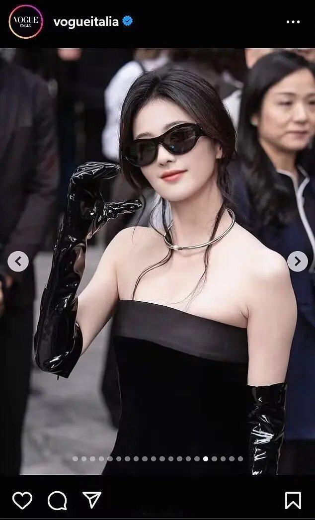 白鹿这回阿玛尼秀竟然真的大出圈了，成为本次时装周登上Vogue意大利的唯一东方