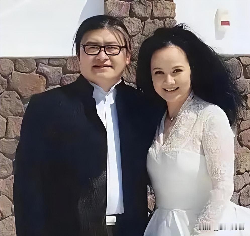 刘欢学员乌拉多恩称得知噩耗一直哭：师娘朋友圈“我永远的爱，永远的痛”刘欢老师