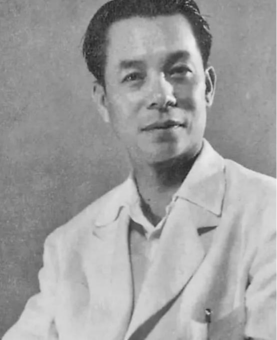 1929年，一叛徒来找柯麟看病，柯麟当即认出了叛徒，但他没露声色，不慌不忙地给叛