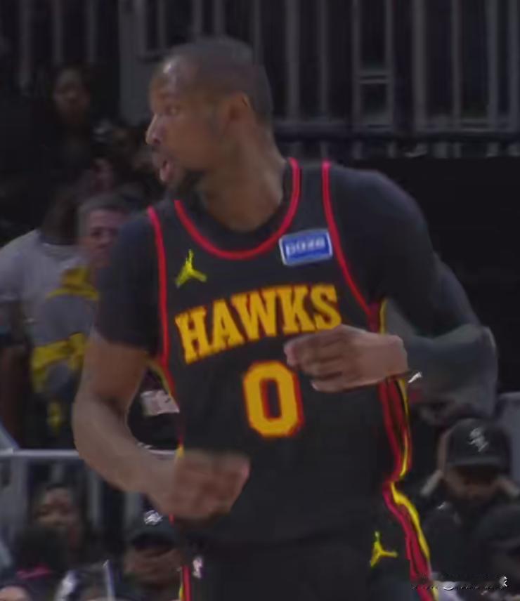 该说不说，自己有能力到哪都能混的开！！！库明加老鹰首秀：替补上场24分钟，投篮