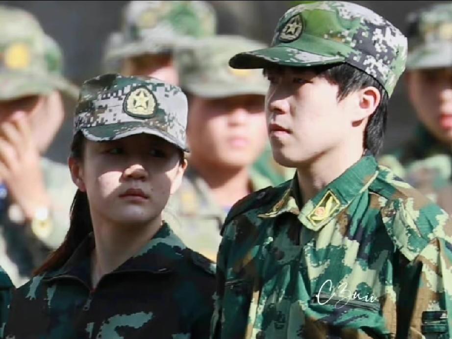 这世界对女运动员的关注，永远跑偏。32岁，腰伤肩伤全爆了，国际乒联还盯着罚款。