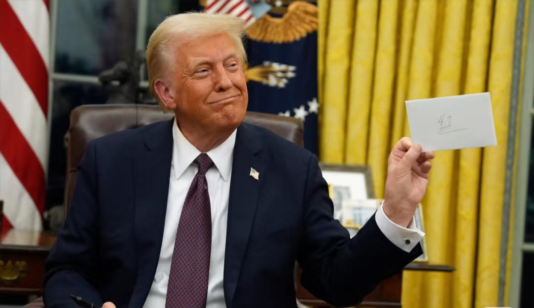 中美两国都突然明白同一个道理:只要美国不干预，中国能够顺利解决自身问题，包括