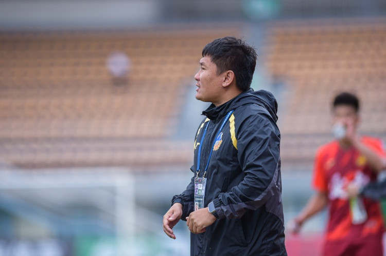 罕见! 足球报: 刘建业还在合同期内, 跳槽铜梁龙产生“转会费”