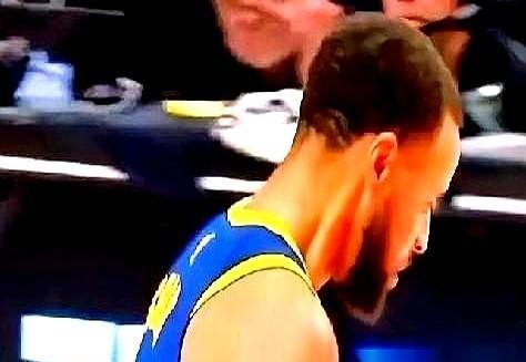 39岁了，还背靠背硬刚。前一天打完加时，毛巾捂着头喘得像拉风箱。第二天第一节