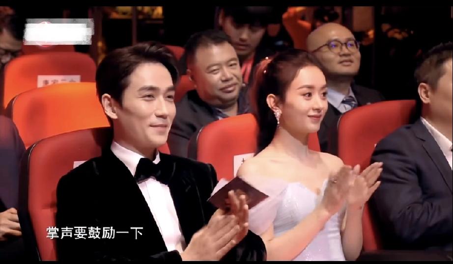 赵丽颖第一次看到孙千，就开始审视她，像导演选演员。那是在一次颁奖晚会上赵丽和朱