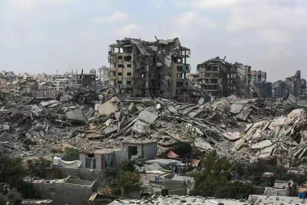 以军可不给面子了。这时候他们对加沙地的南部医院和国际医疗组织进行口头严重警告，要