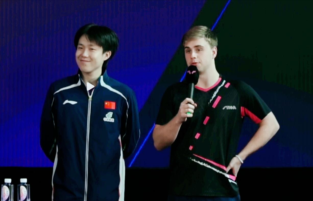 莫雷加德说了什么？让王楚钦都笑坏了！原来是有网友问小莫，这个季节来重庆，