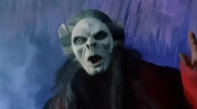 实在是想不明白身材这么好的女孩子，会喜欢这种妆容