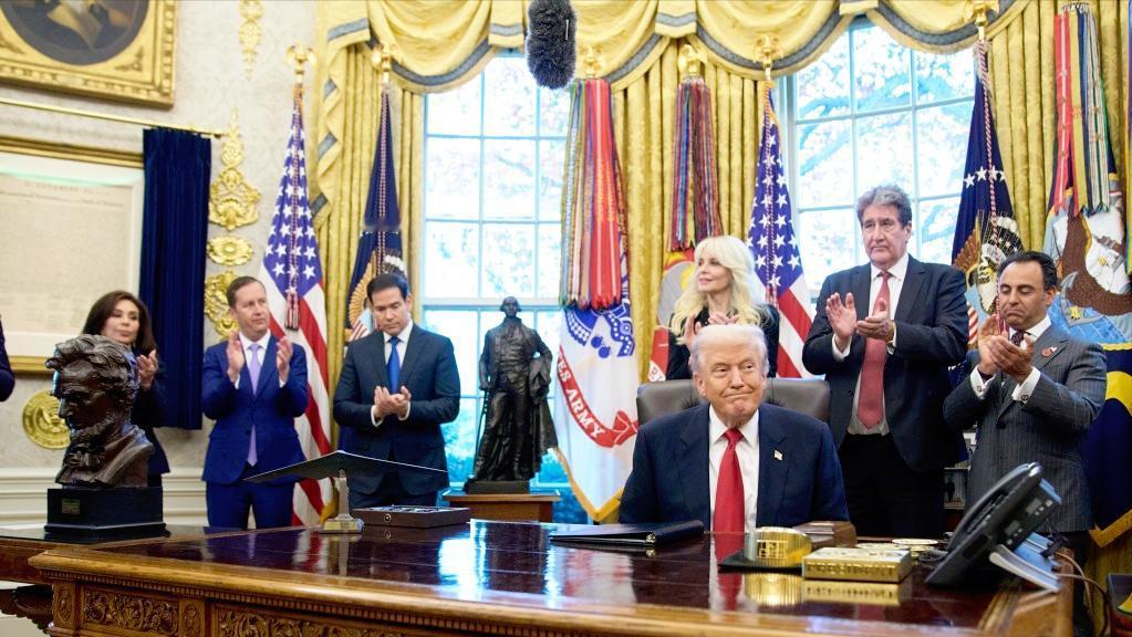 白宫又在“出奇招”了——这次，他们想推50年房贷缓解全美房价高涨与居住负担危