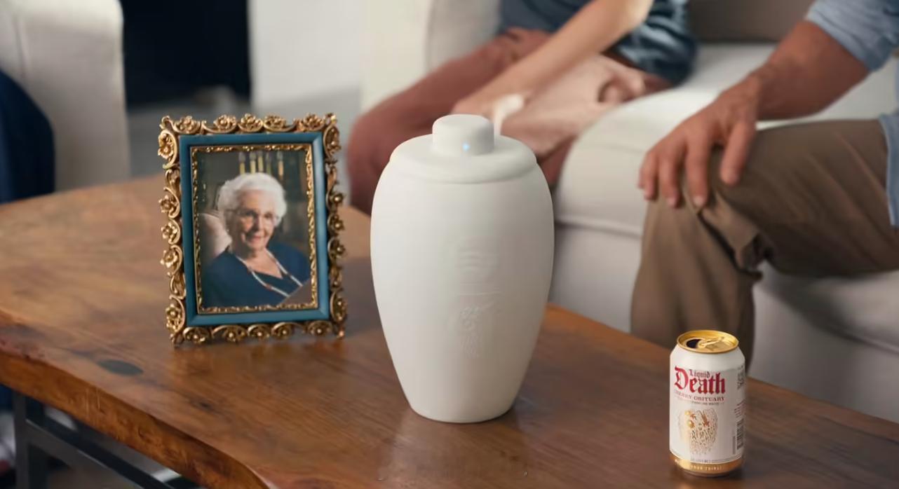 骨灰盒音箱可还行，Spotify与液态死亡联手推出的，限量发售150个，售