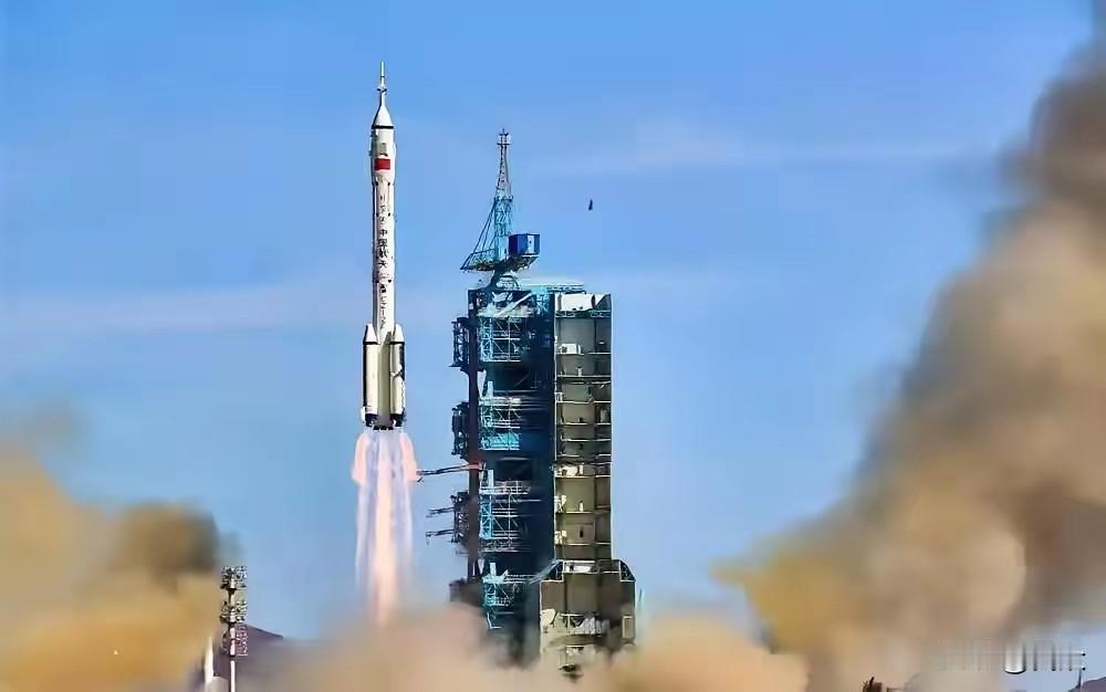 应急无人飞船发射成功，这波操作藏着多少“航天密码”？咱国家的应急无人飞船发