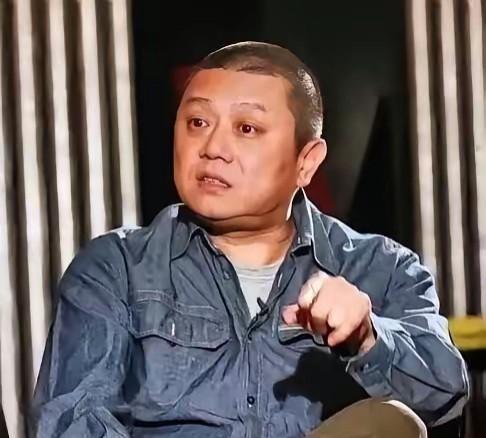 王朔提的“封锁台湾”这招，最近又被大家热议起来了。其实这不仅仅是作家天马行空的想