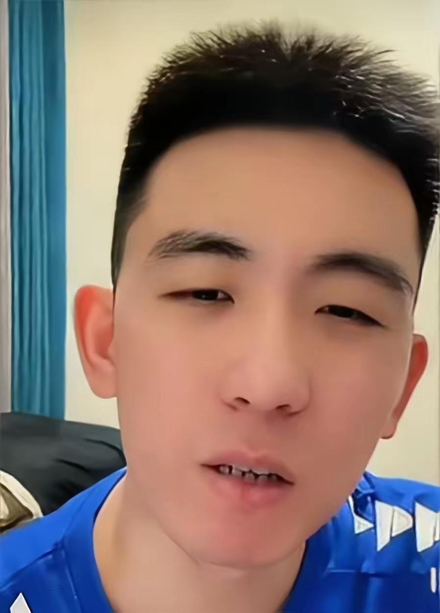 马特说，如果国家队需要我回去陪他们练削球，我是肯定召之即回的。有网友问:回去陪