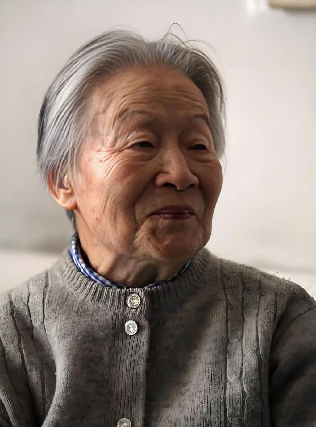 一位心理学家说：​​“告诉你一个养孩子的秘密，不发脾气的力量非常强大，只要你不暴