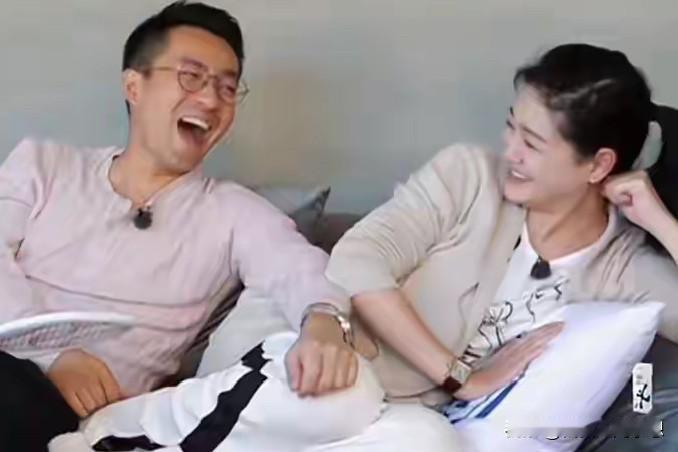 汪小菲和大S曾经是多么恩爱幸福的一对，没想到最后的结局居然离了。看以前的视频