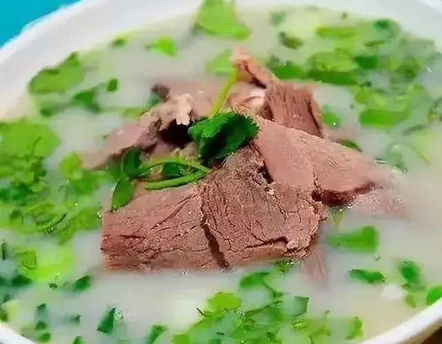 清真把子肉, 羊肉水饺, 羊肉汤, 五香粉