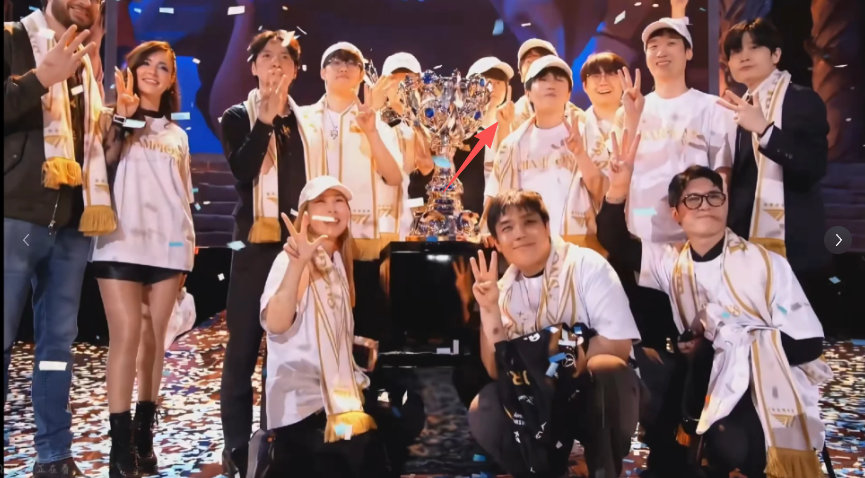 doran太诚实了doran这也太诚实了！大家都比个3，就咱们多兰比个独特的1