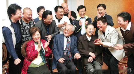 老照片，二十多年前。第二张上面好几位已经去世。