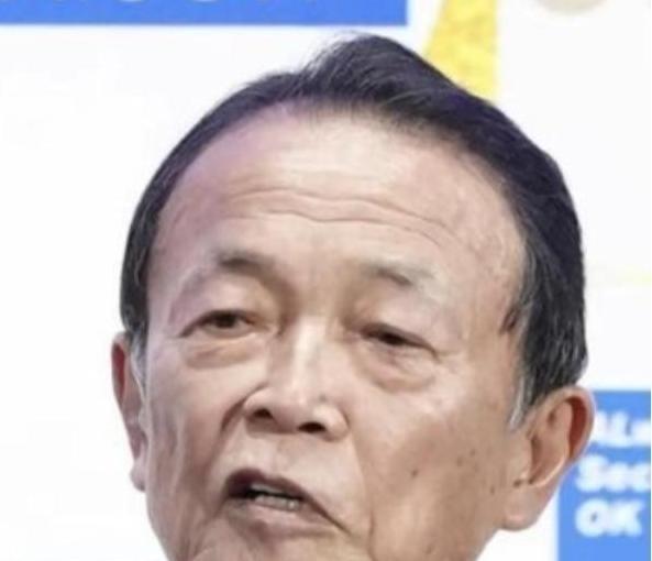 麻生太郎终于掀了底牌！这位日本前首相曾经亲口承认：当初对华强硬就是想跟着美国“有