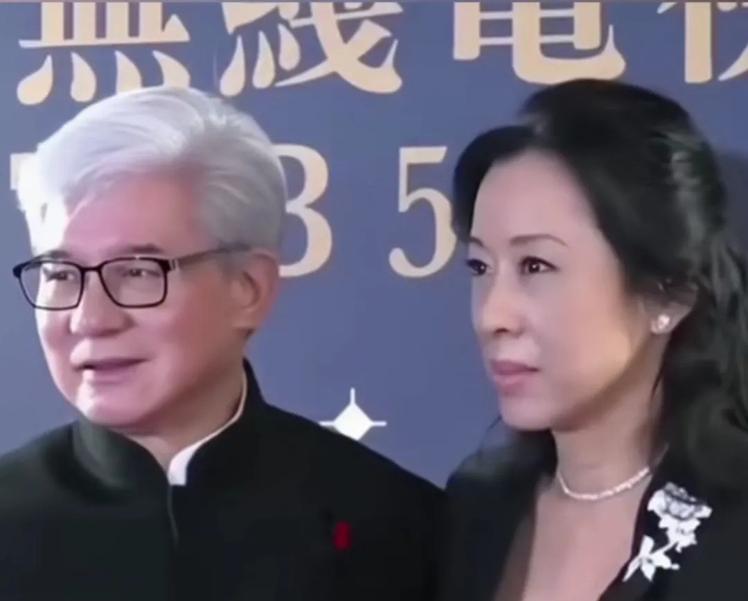 朱玲玲两嫁豪门离个婚还能分到公司股份？这是什么样的神仙操