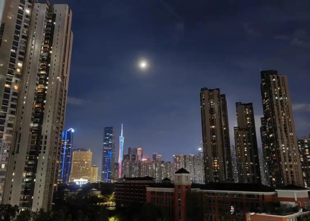 广州肇庆通勤的一天：部门整体搬迁到肇庆，颠覆了打工人对办公的认知整个部门从