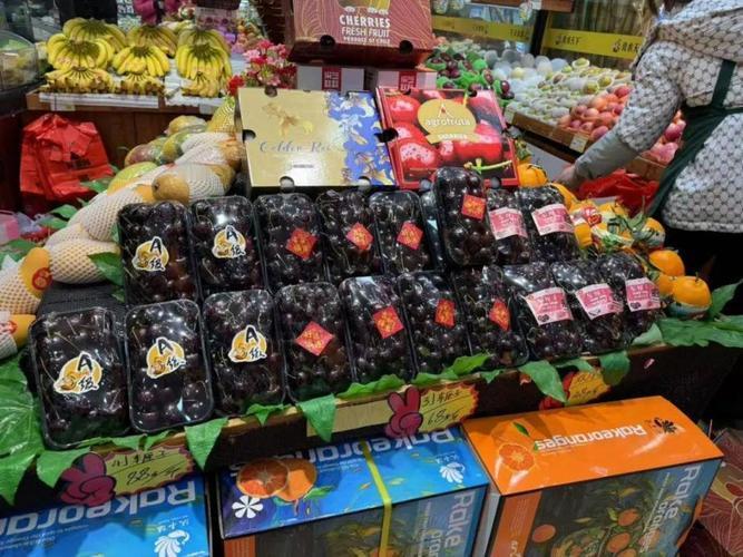 山姆这波操作，把车厘子卖成了“心跳单品”！一个月连降4次，1公斤直降100块，这