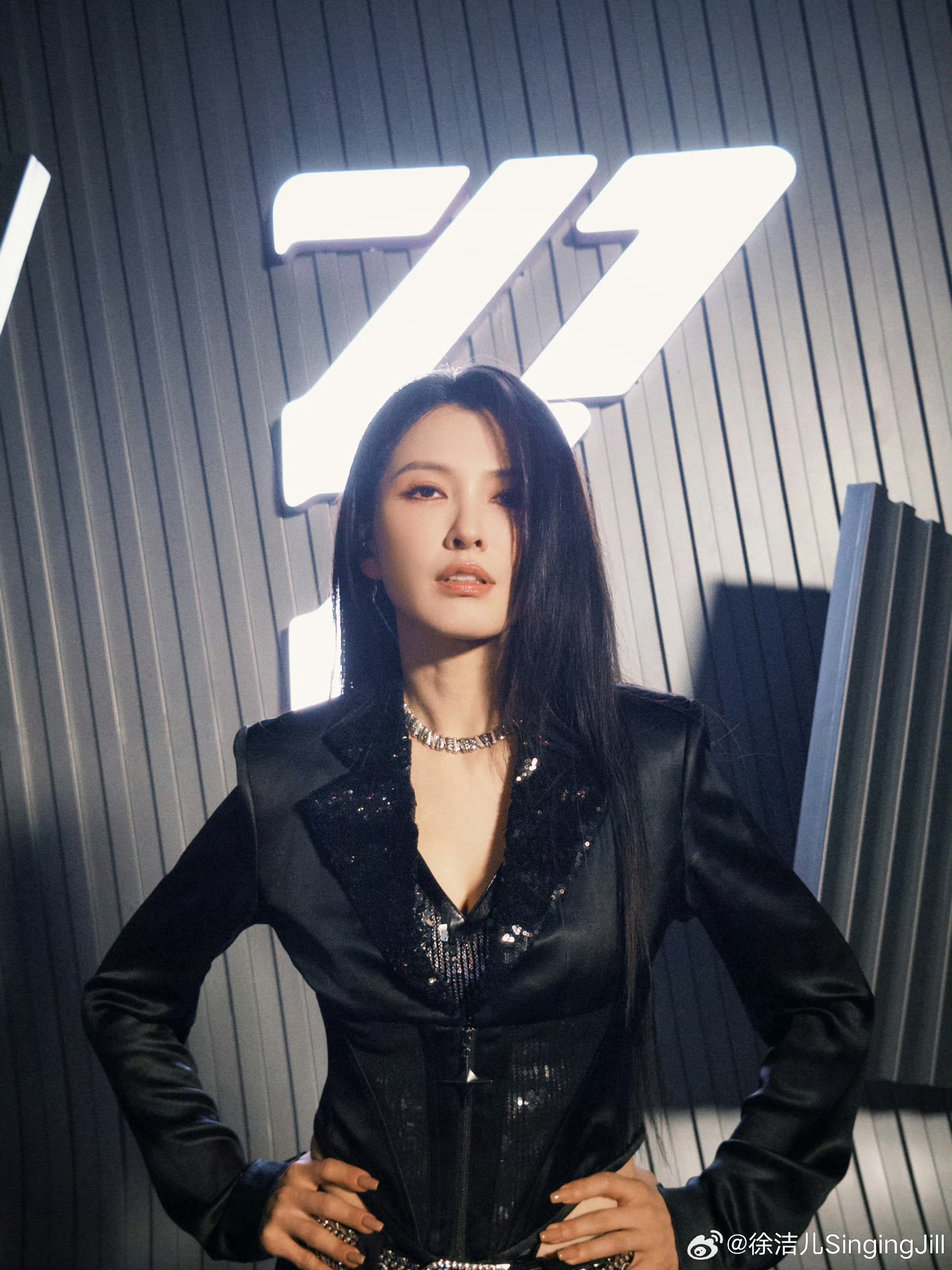 被徐洁儿秒了谁能懂徐洁儿直拍含金量！那段怼脸镜头我直接循环二十遍，全开麦唱跳还