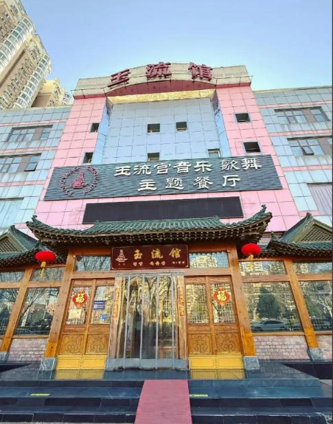 快讯！朝鲜突然让在北京的不少朝鲜女性员工回国了。这阵子，北京一些常去朝鲜餐