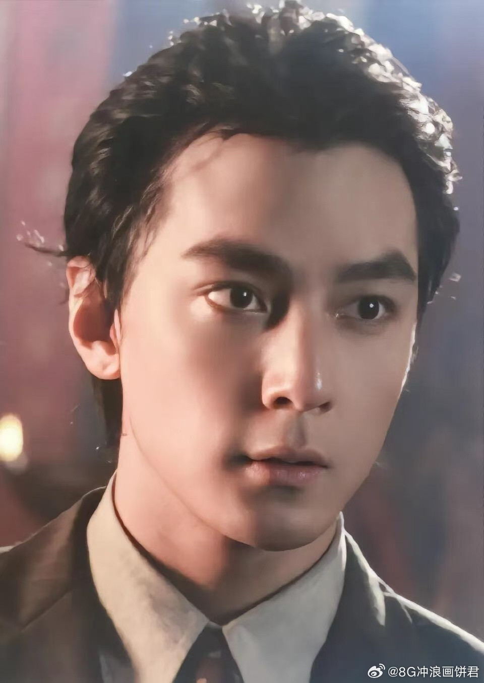 你是吴彦祖那他是谁被这句灵魂拷问笑到！当别人在问“谁是吴彦祖”，他本人正用二十