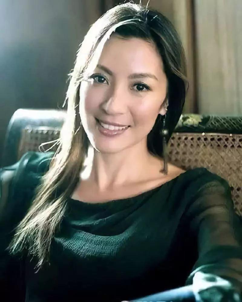 奥斯卡影后，杨紫琼说起，我和李连杰，成龙，甄子丹都合作过，他们真的很棒，非常注意
