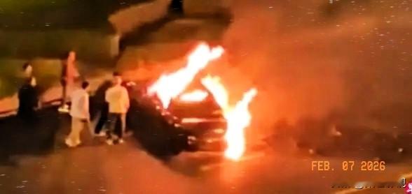 全球首例！这下马斯克可能要倒霉了！2月2日媒体报道，中国禁...