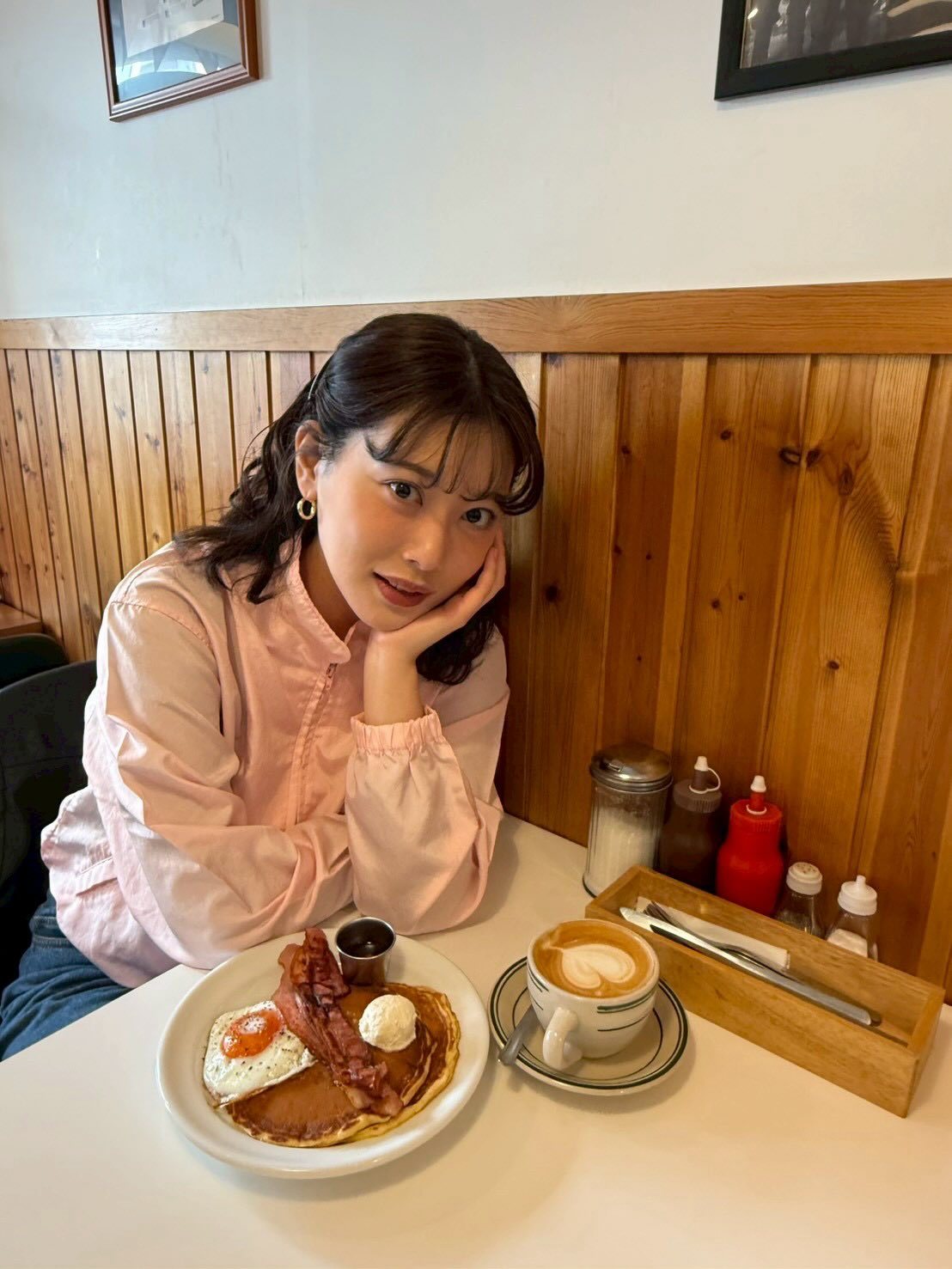 伊藤純奈「はやく暖かくならないかな🥞」