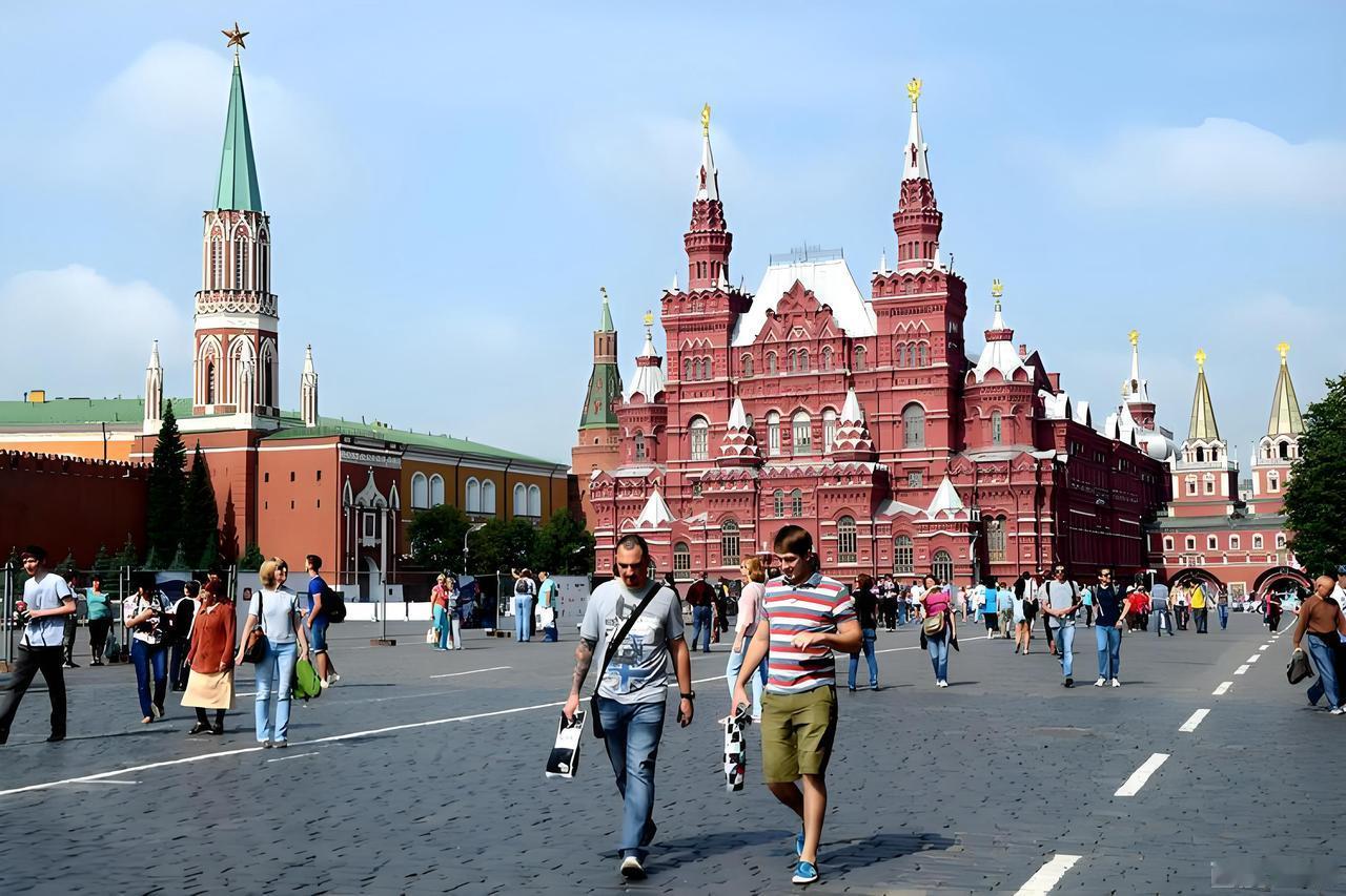 俄罗斯免签政策终于落地，中国公民2026年9月14日前可免签30天前往俄罗斯了。