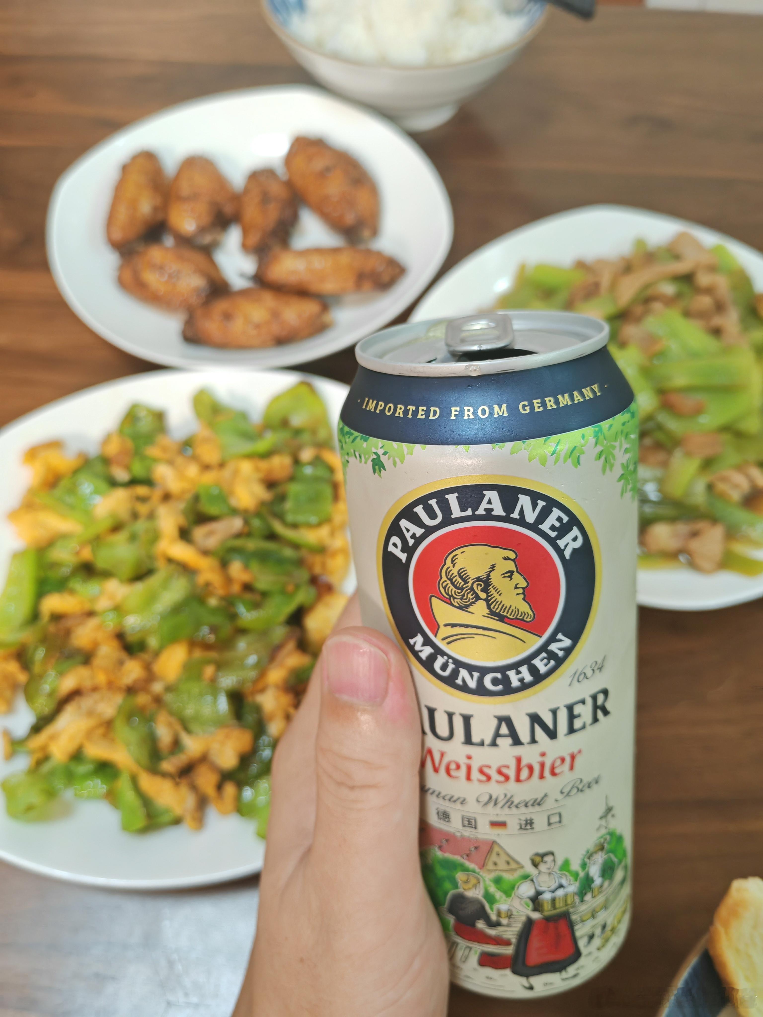 开饭啦，今晚喝点，太热了。