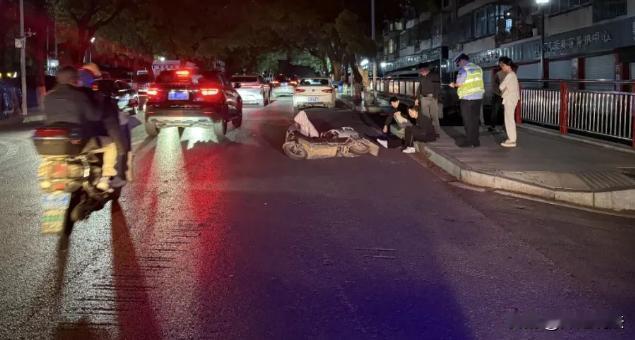 “驾驶证消失了”？南京，一名男子尹某驾驶车辆，行驶到某路段时，由于对于路况不熟，