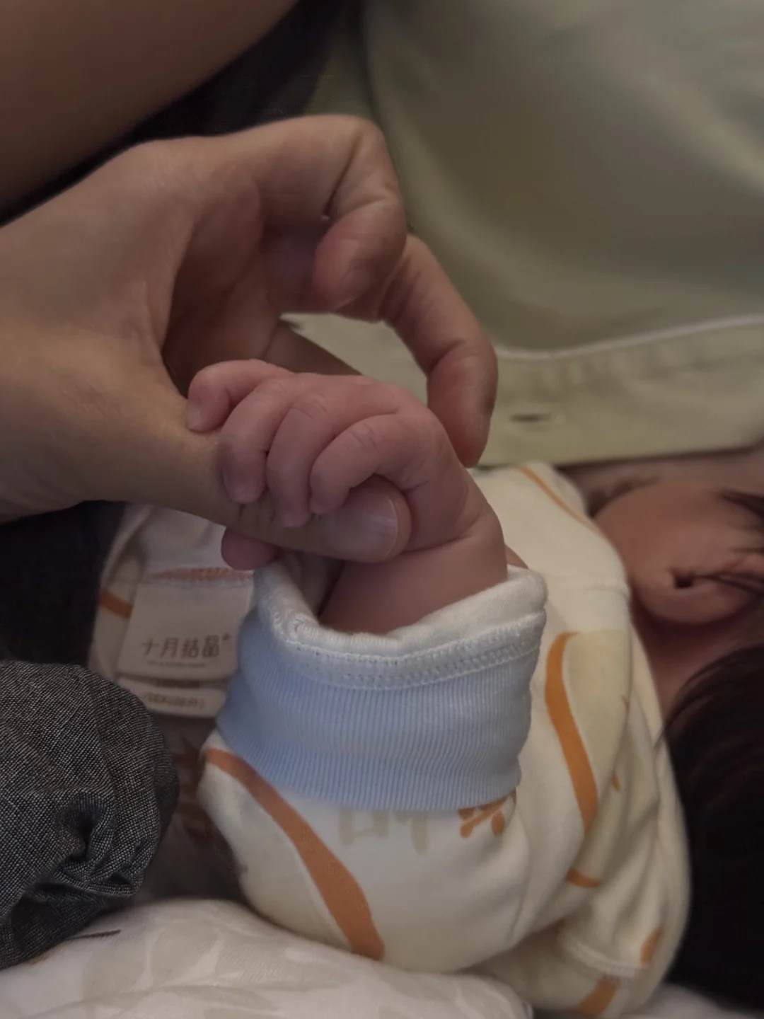 新鲜的体验！拍到了30天的小孩！