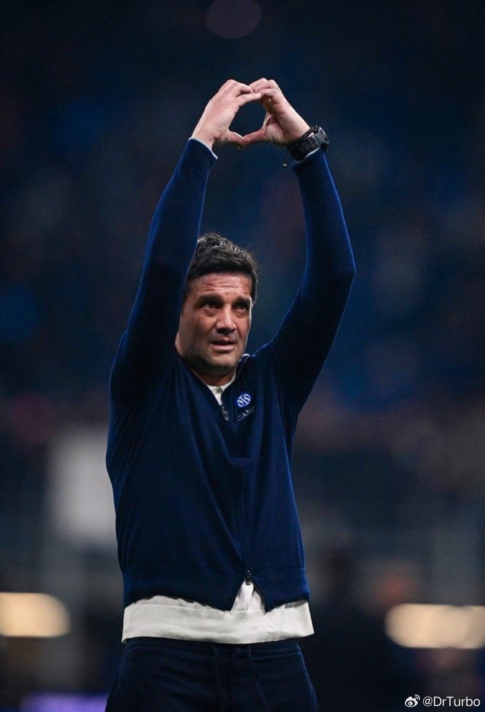 米兰体育报：意甲冠军之翼-邓弗里斯和迪马尔科他们使国际米兰恢复活力！荷兰人在缺