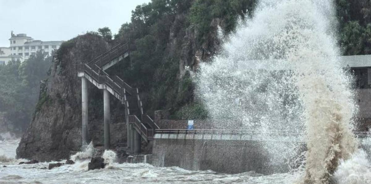 时间进入到7月份，我国正式与6月份的绵长梅雨进行告别，全面向盛夏的主汛期迈进，国