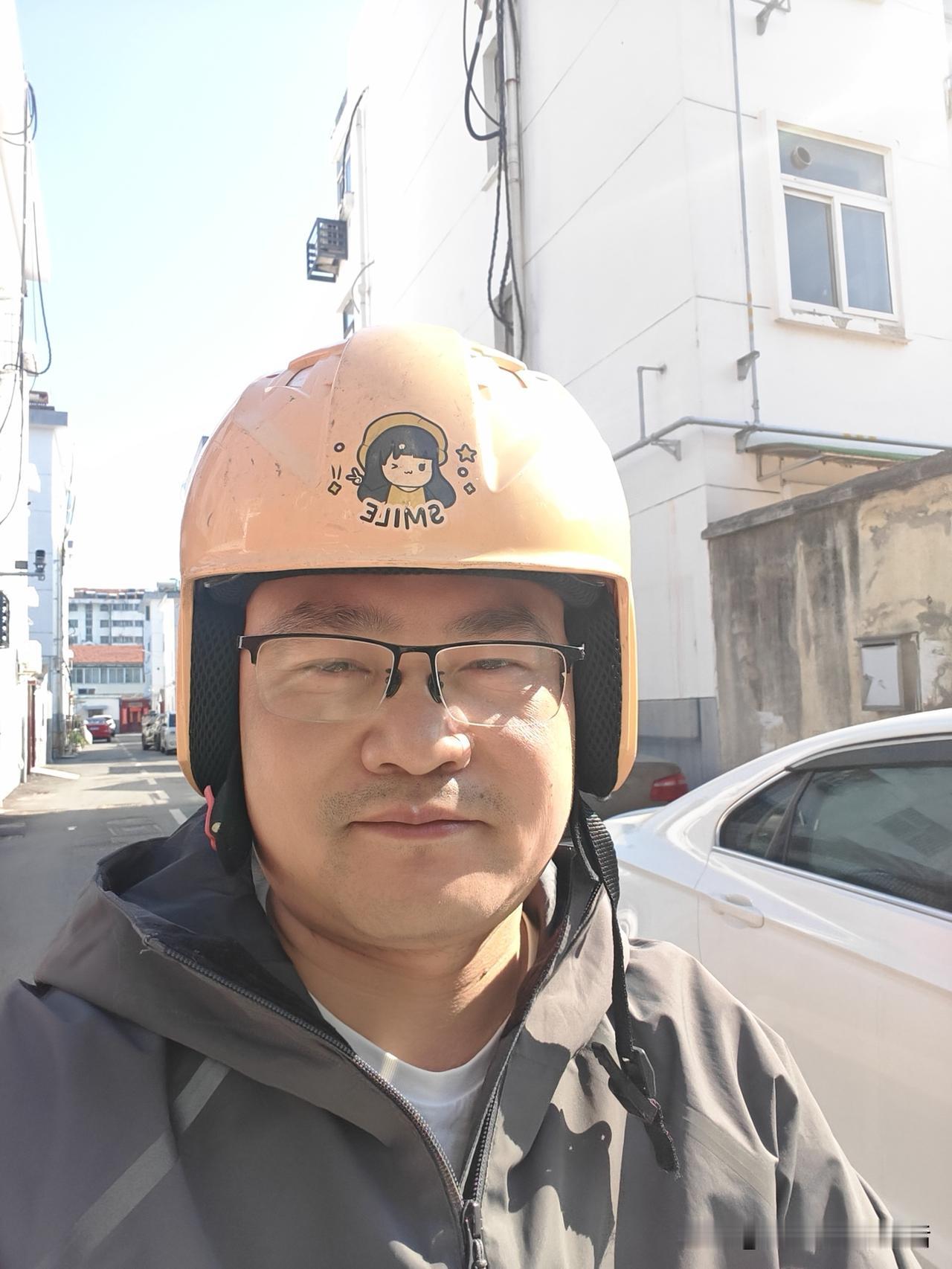 80后40岁离职独居全职炒股/26-5-5-热闹的早餐，丰盛的晚餐一早寻个