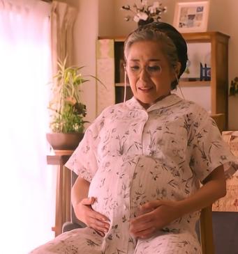 今天看到一则新闻吉林一名62岁的女人年初刚痛失独子，本以为人生只剩灰暗，没