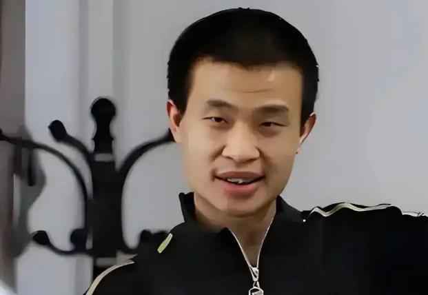 韦东奕走红四年，他妈妈的选择让所有人意外。提起韦东奕，你脑子里是不是马上蹦出