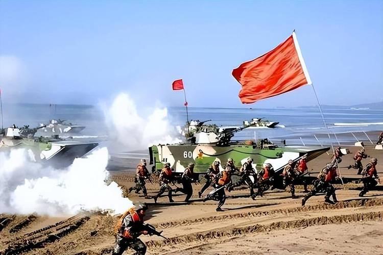 实弹演练突遇闯入者？3分钟化解危机，这波操作太燃！中国人民解放军东部战区于2